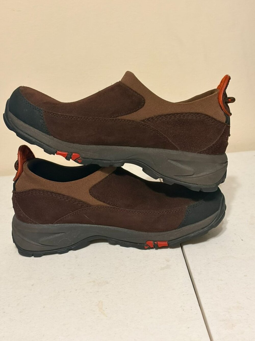 Women's L.L. Bean Brown Slip On Trail Moccasins Sneakers Size 8.5
